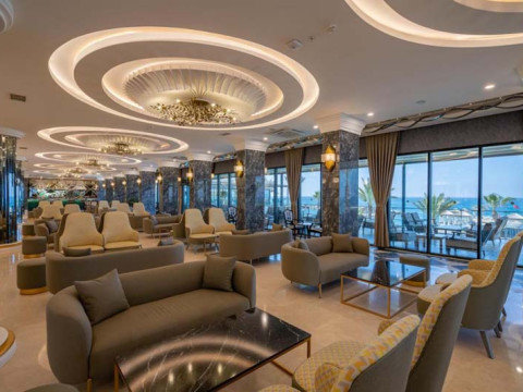 ARIA RESORT & SPA HOTEL