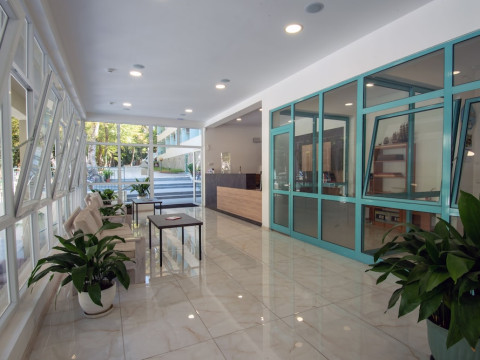 Ariana Hotel