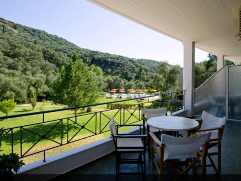 Aristidis Gardens