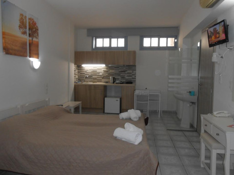 ARISTO APARTMENTS