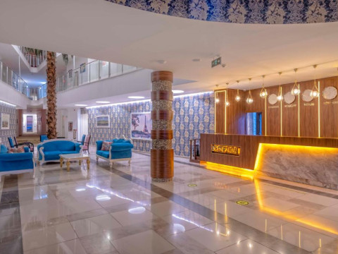 Armas Beach Hotel