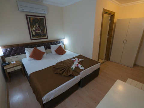 ARMAS BEACH HOTEL