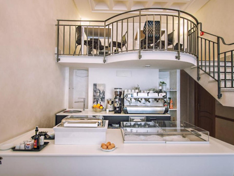 Artemisia Palace Hotel