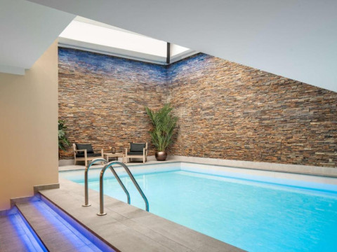 art'otel Amsterdam powered by Radisson Hotels