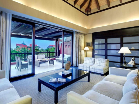 Hotel Asia Gardens & Thai Spa, a Royal Hideaway