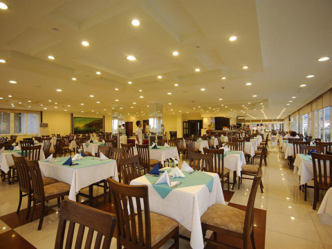 Hotel 2-4* Italia
