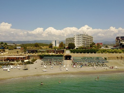 ASRIN BEACH HOTEL