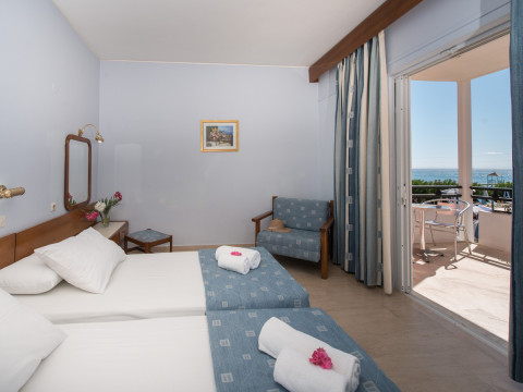 Hotel Astir Beach