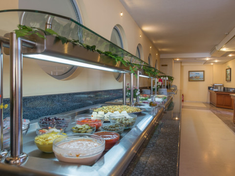 Hotel Astir Beach