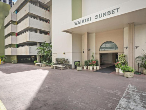 Aston Waikiki Sunset