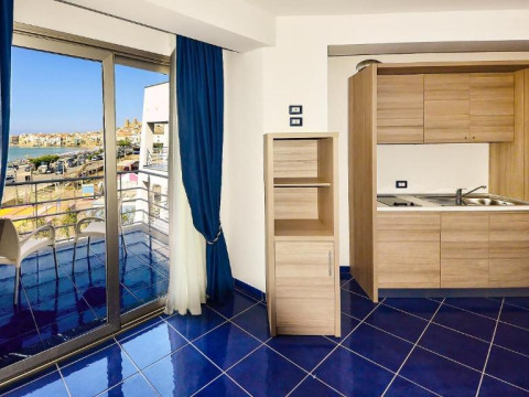 Astro Suite Hotel