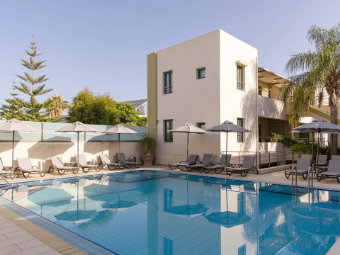 ATHINA BEACH HOTEL