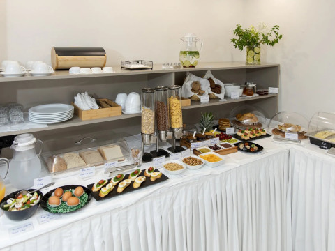 ATHINA BEACH HOTEL