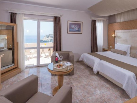 ATHINA PALACE RESORT & SPA