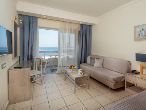Athineon Hotel