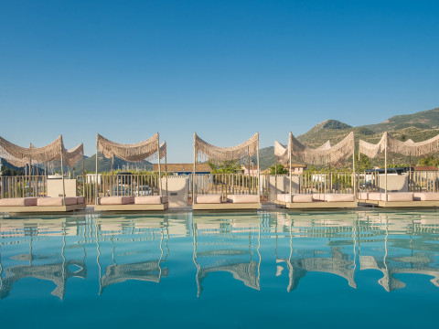 Athos Hotel