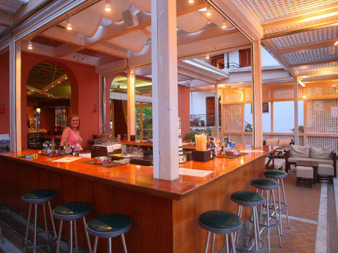 Athos Hotel