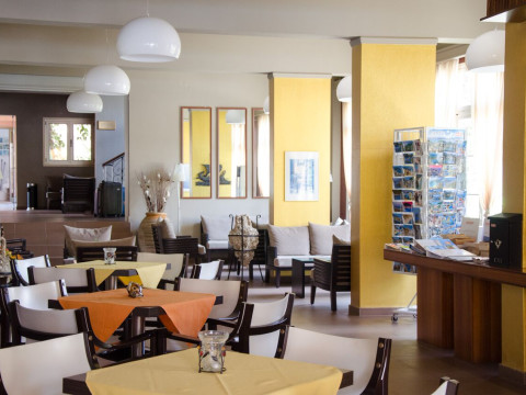 Athos Hotel