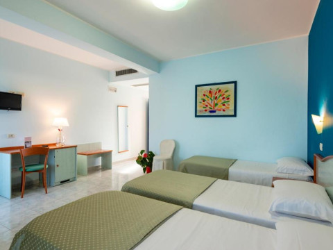 Atlantis Palace Hotel