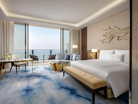 ATLANTIS THE ROYAL