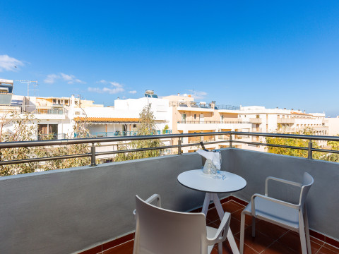 Atrium Ambiance Hotel (Adults Only)
