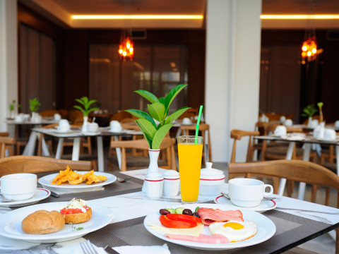 Atrium Ambiance Hotel (Adults Only)