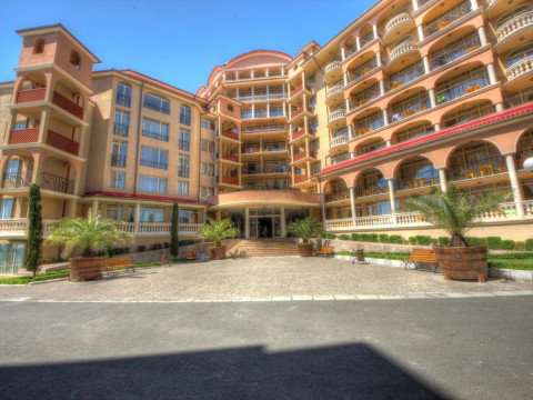 Atrium Beach