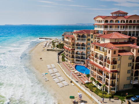 Atrium Beach