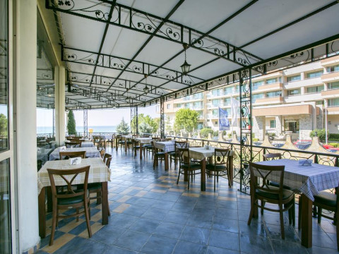 Atrium Beach (Elenite) 3*