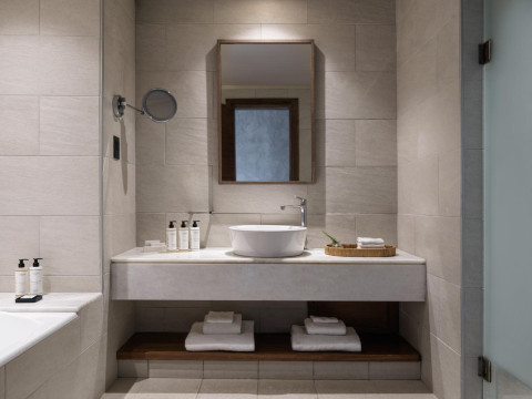 AULUS LINDOS RHODES RESORT, CURIO COLLECTION BY HILTON 