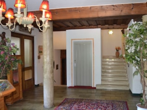 AURACH