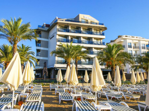 Aurasia Beach Hotel