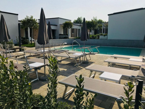 Aurora Aparthotel