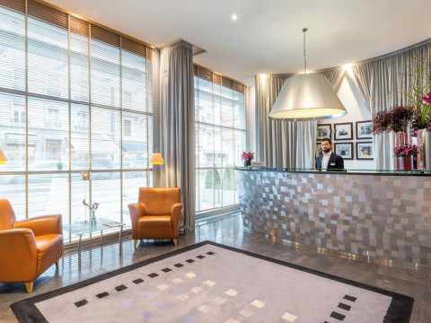 AUTEUIL HOTEL