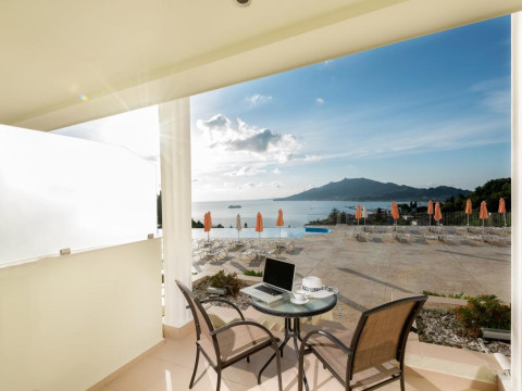 Avalon Hotel (Adults Only)