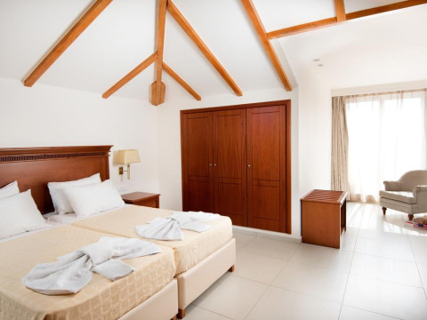 Avalon Hotel (Adults Only)