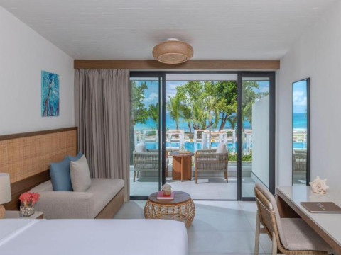 Avani Barbarons Resort Seychelles