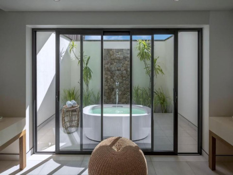AVANI+ BARBARONS SEYCHELLES