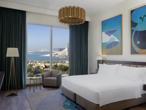 Avani Palm View Dubai Hotel & Suites