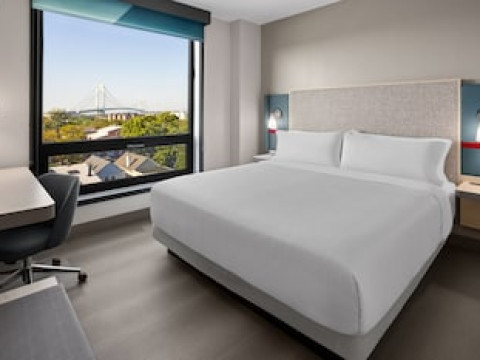AVID HOTELS BROOKLYN DYKER HEIGHTS
