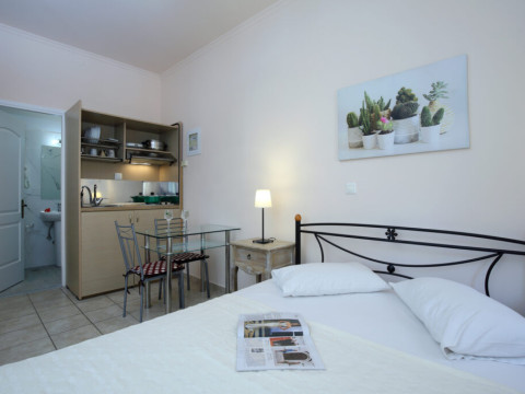Avra Apartments