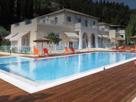 Avra Apartments