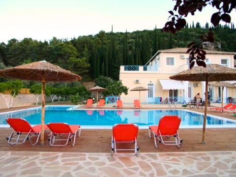 Avra Apartments