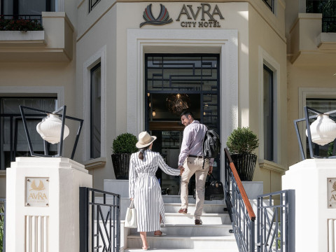 Avra City