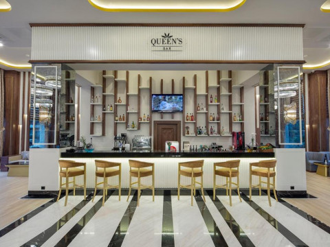 Aydinbey Queen's Palace & Spa Resort