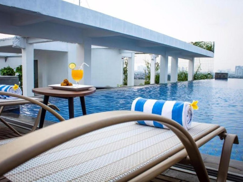 Azana Suites Hotel Antasari
