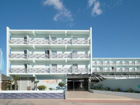 azuLine Hotel Pacific