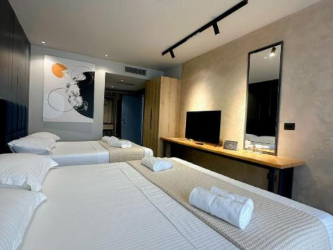 Hotel Azura