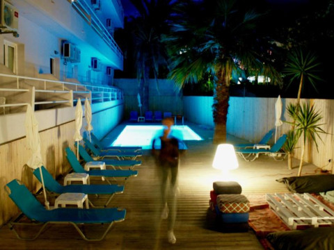 Azure Mare Hotel