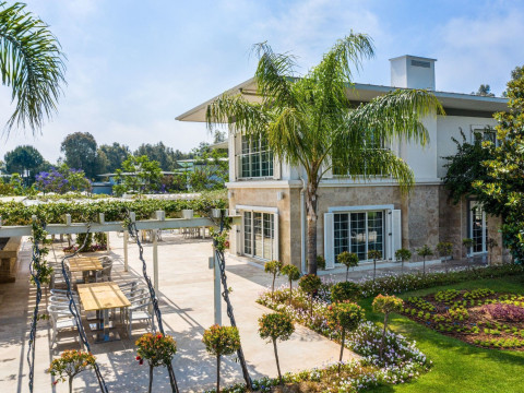 Azure Villas by Cornelia